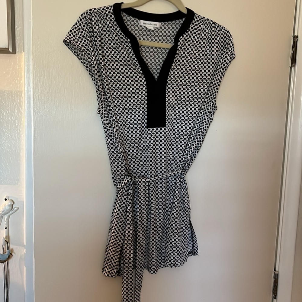 Liz Claiborne Keys Tunic with Slit and Tie Size L